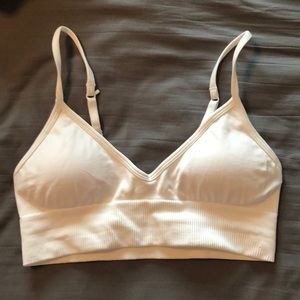 Lulu lemon sports bra